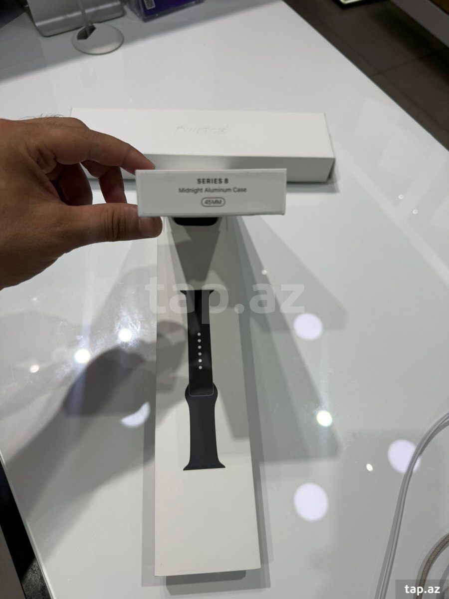 Apple Watch Series 8 Aluminum Midnight 45mm (2)
