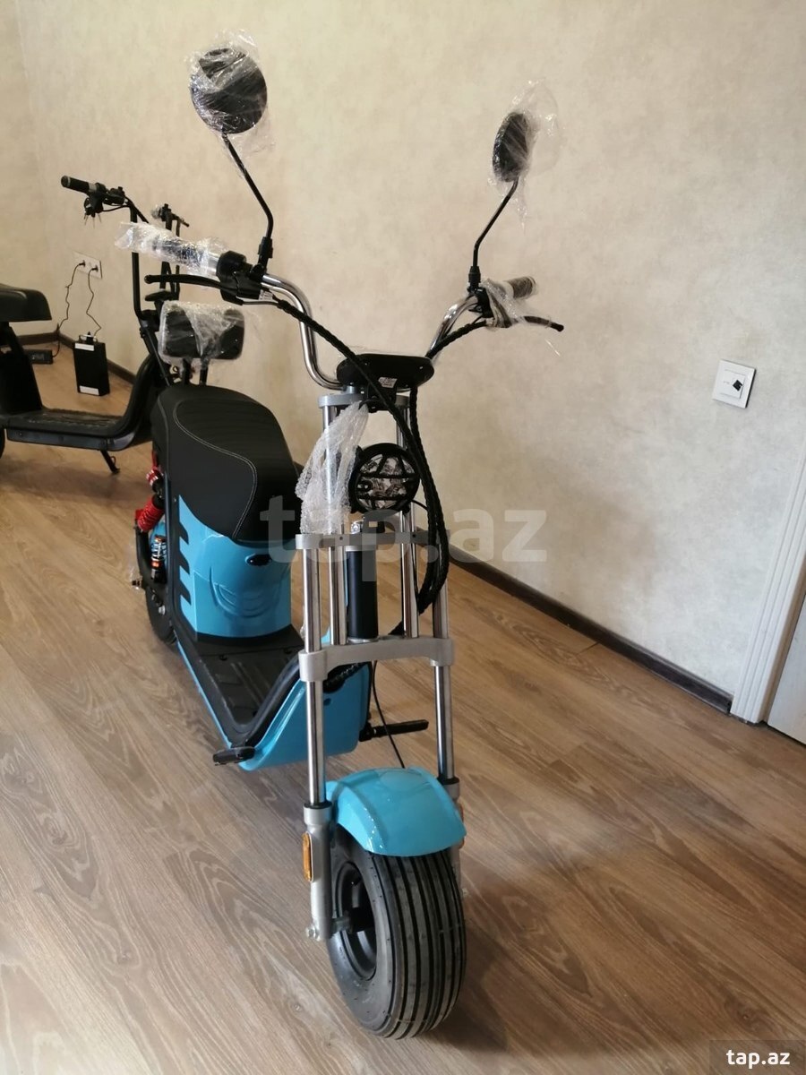 Skuter Moped, 2025 il (7)