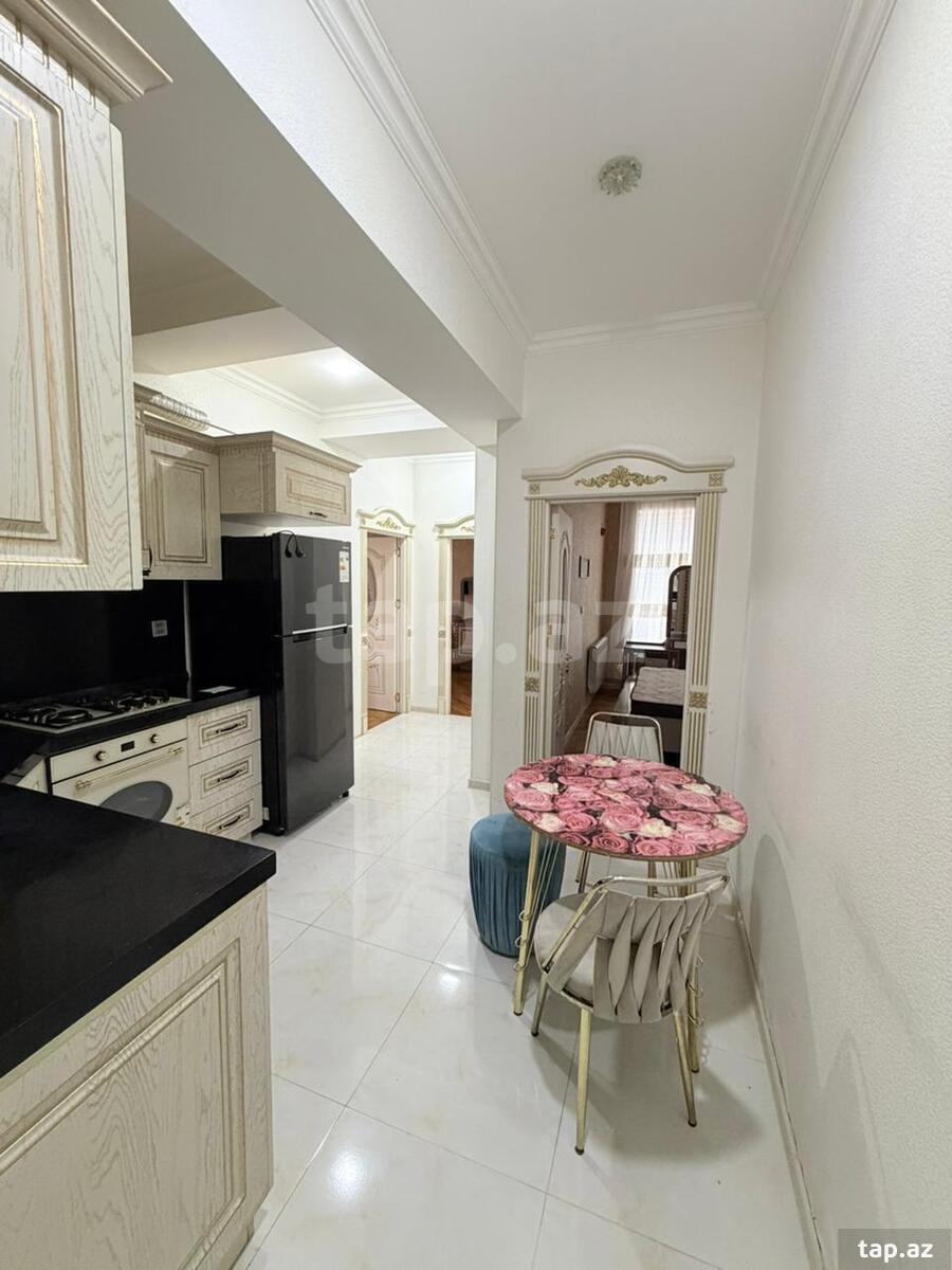 3-otaqlı yeni tikili kirayə verilir, İsfəndiyar Zülalov küç., 130 m² (10)