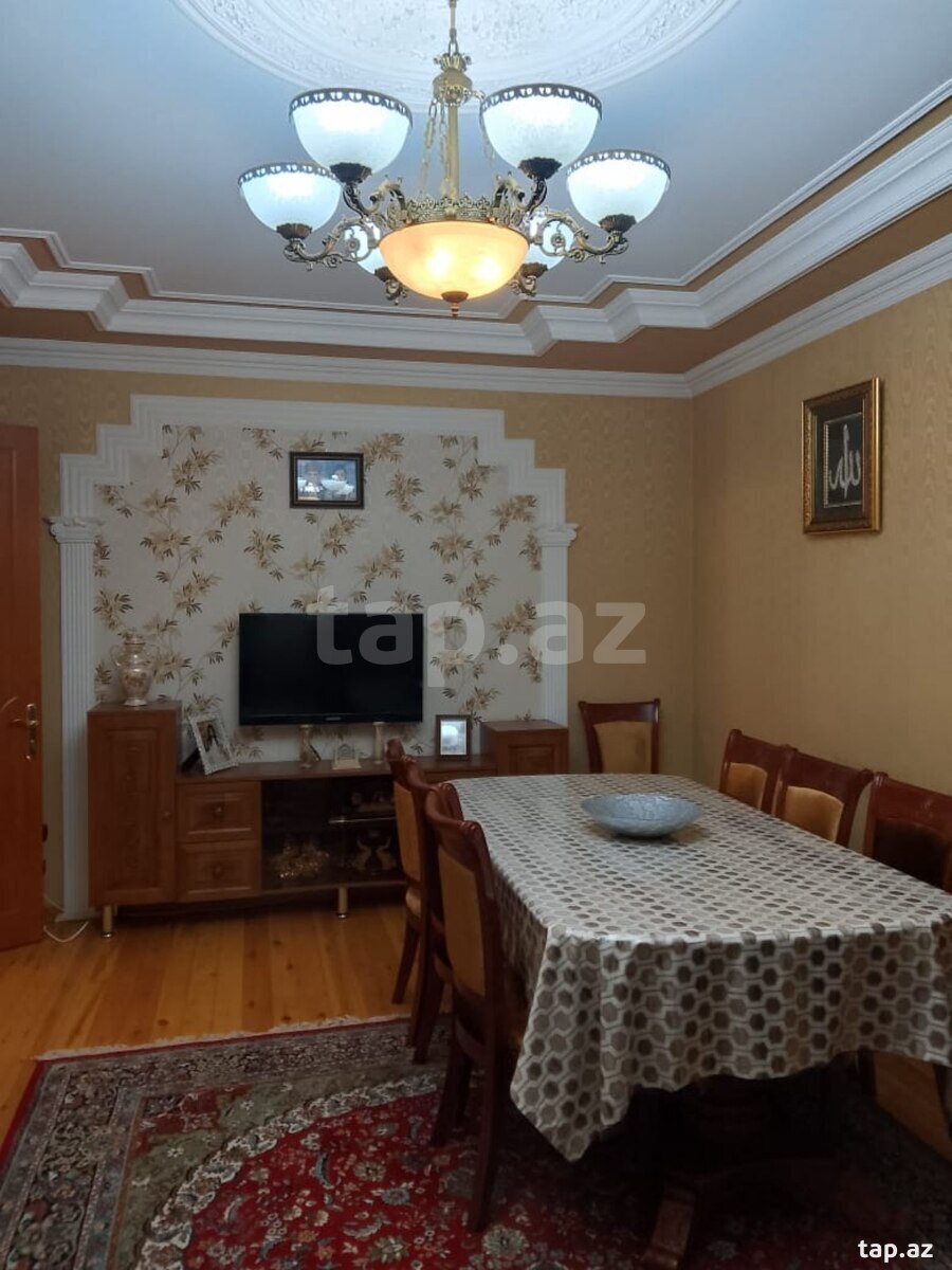 Həyət evi, Zabrat qəs. (11)