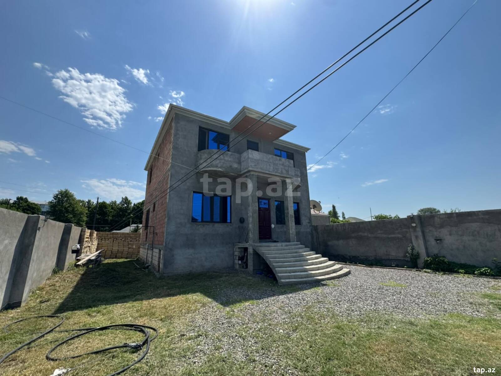 Həyət evi, Güllü bağ (26)