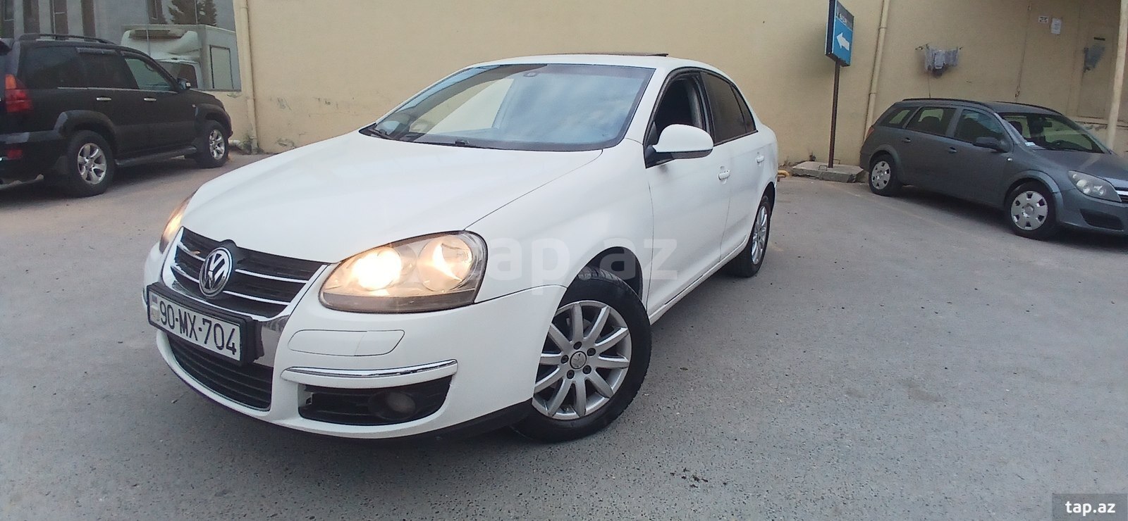Volkswagen Jetta, 2010 il (3)