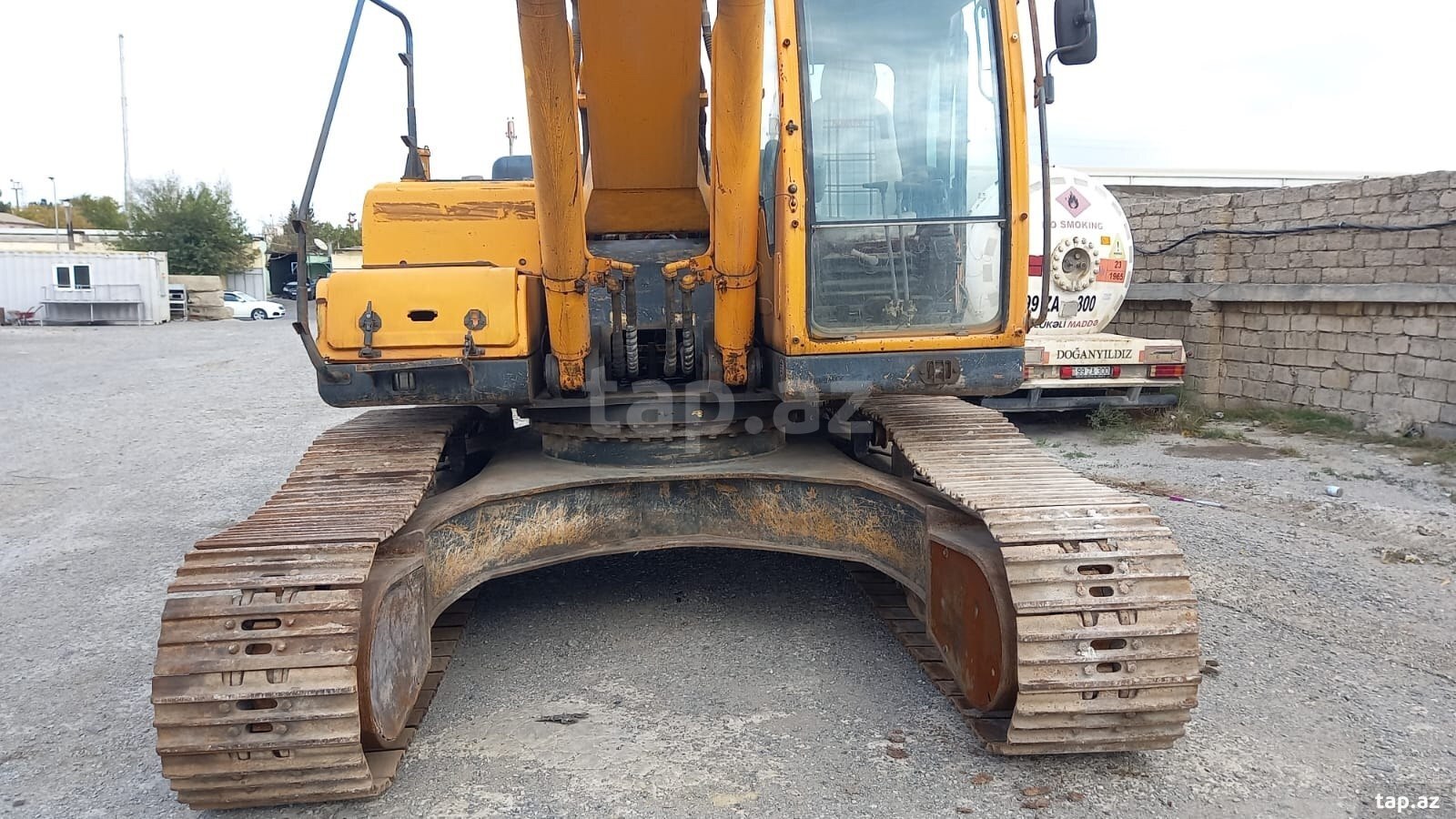 Tikinti texnikası Hyundai 300-LC 9T, 2018 il (8)