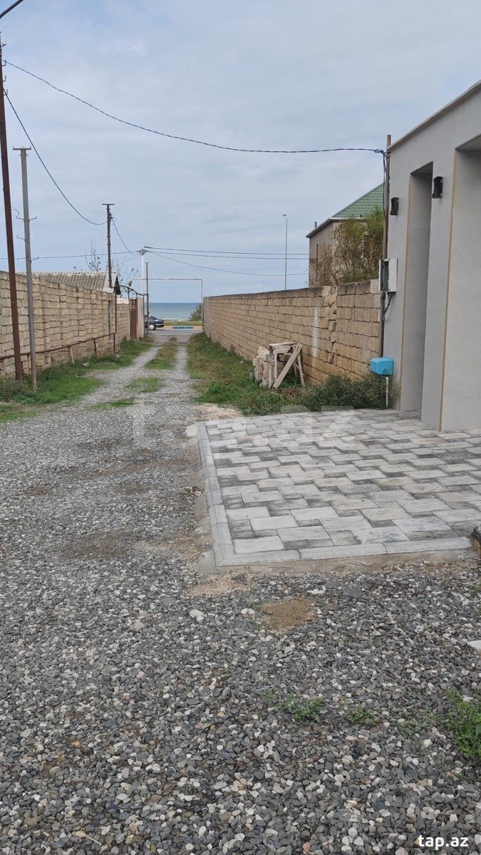 Həyət evi, Novxanı qəs.