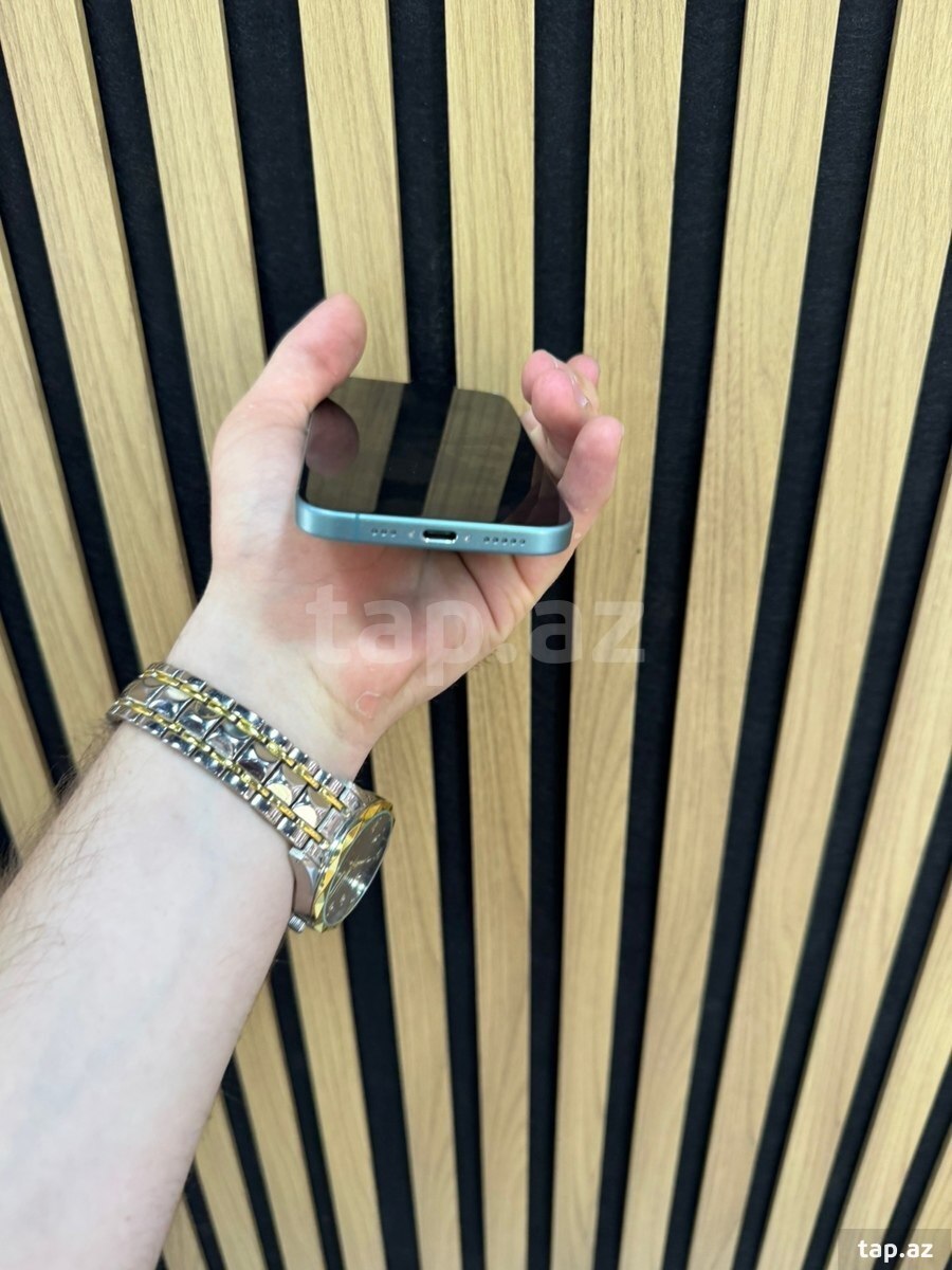 Apple iPhone 16 Teal 128GB/8GB (5)