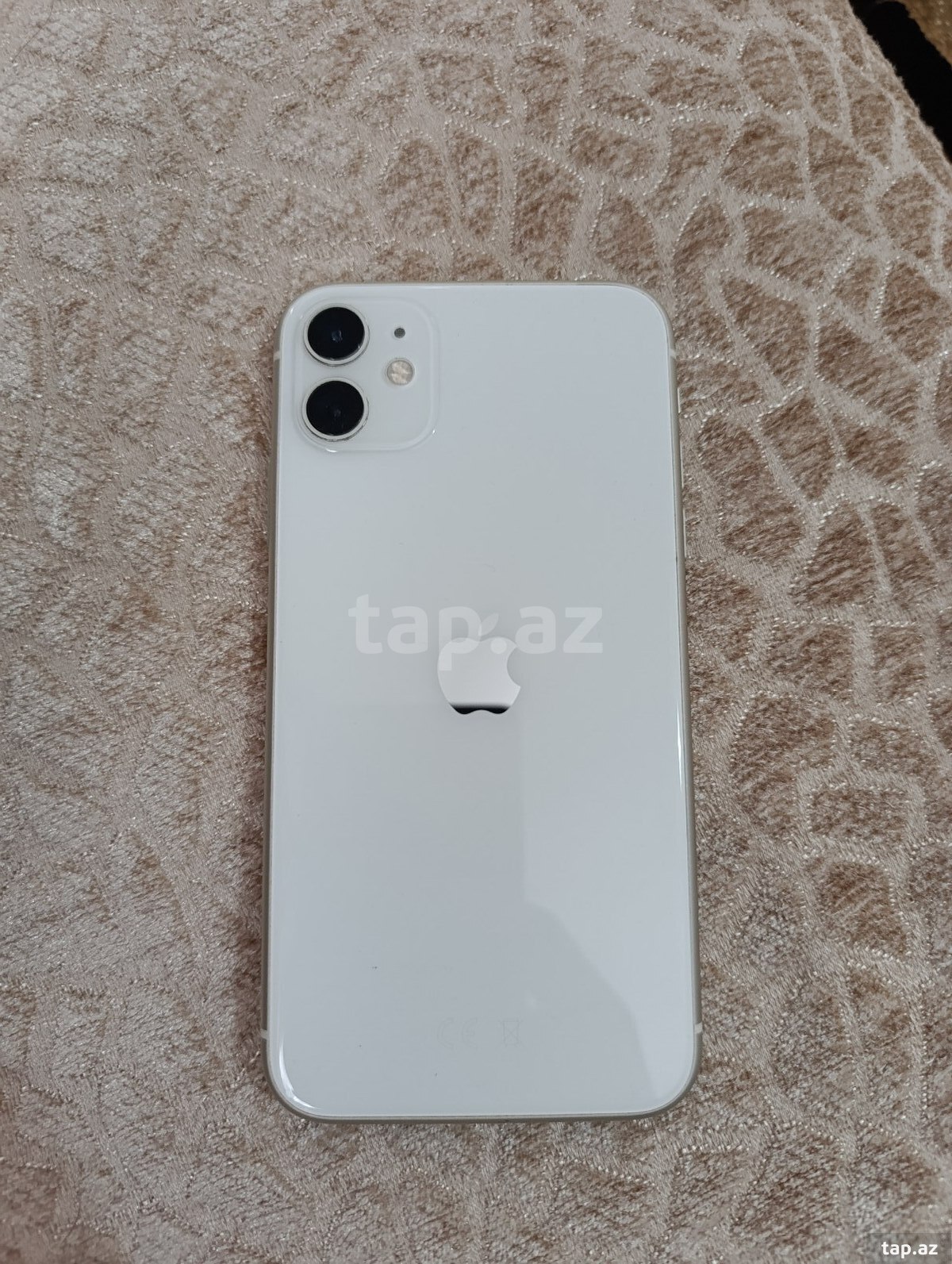 Apple iPhone 11 White 64GB/4GB (3)