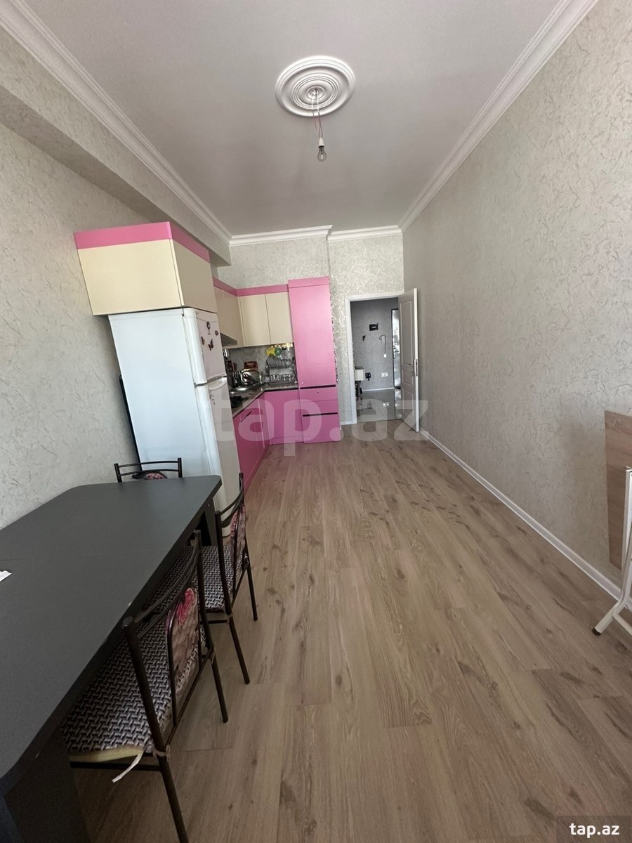 2-otaqlı yeni tikili kirayə verilir, Saray qəs., 70 m² (2)