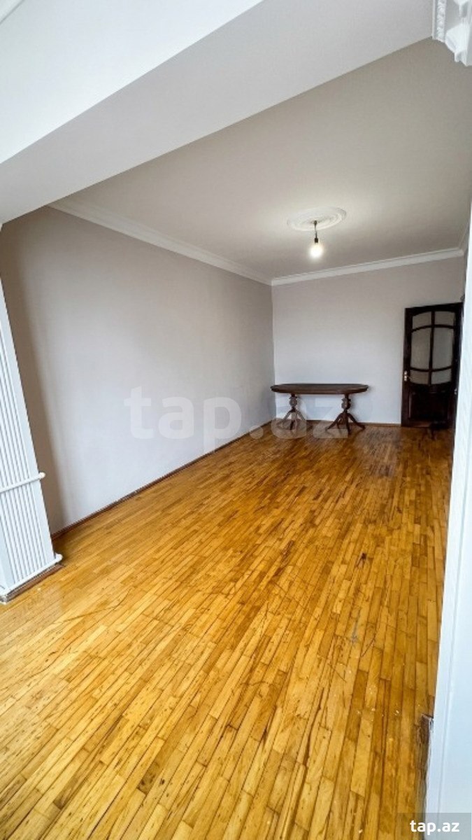 2-otaqlı mənzil, C.Naxçıvanski küç., 65 m² (2)