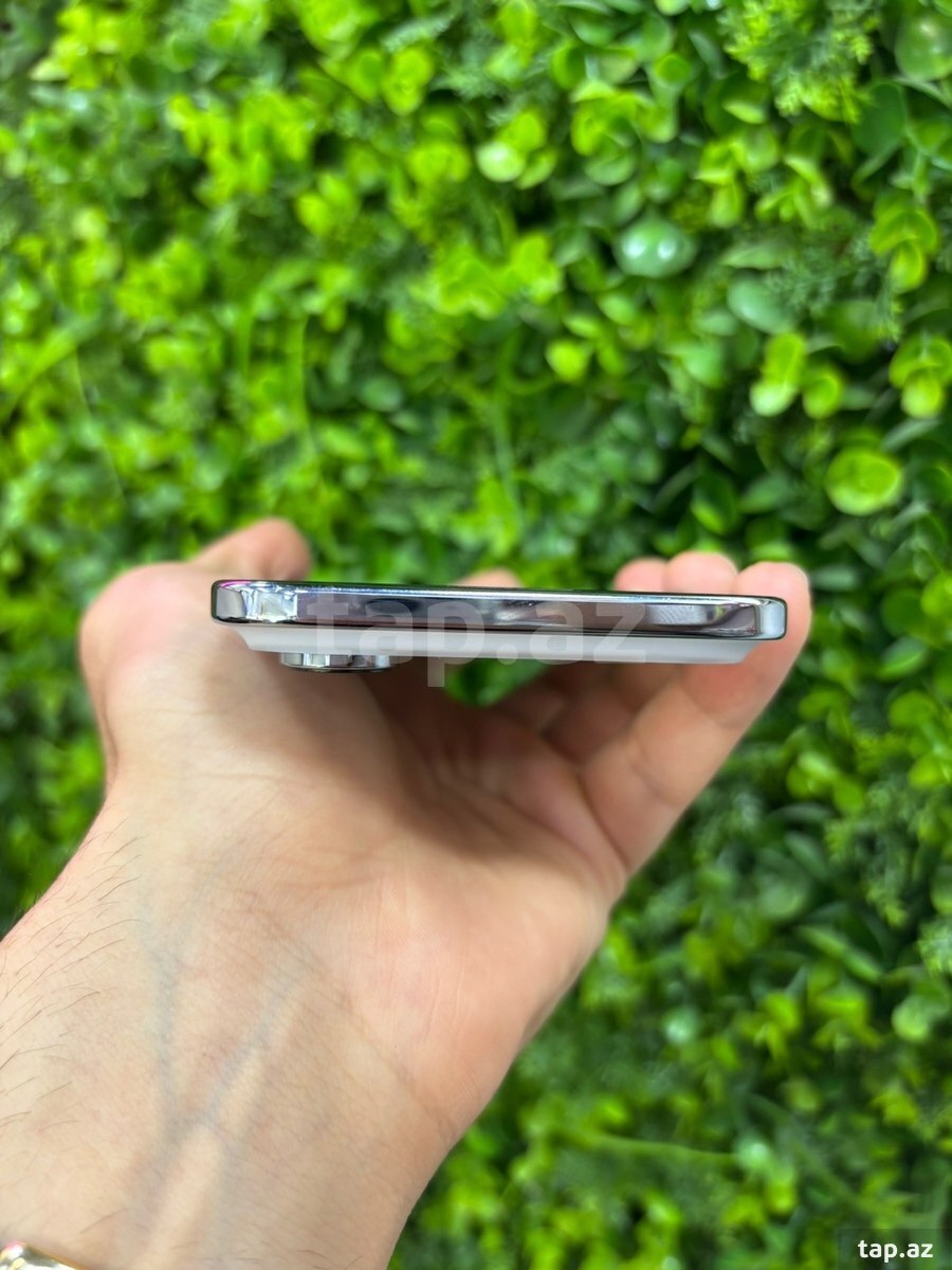 Apple iPhone Air Sky Blue 256GB/8GB (6)