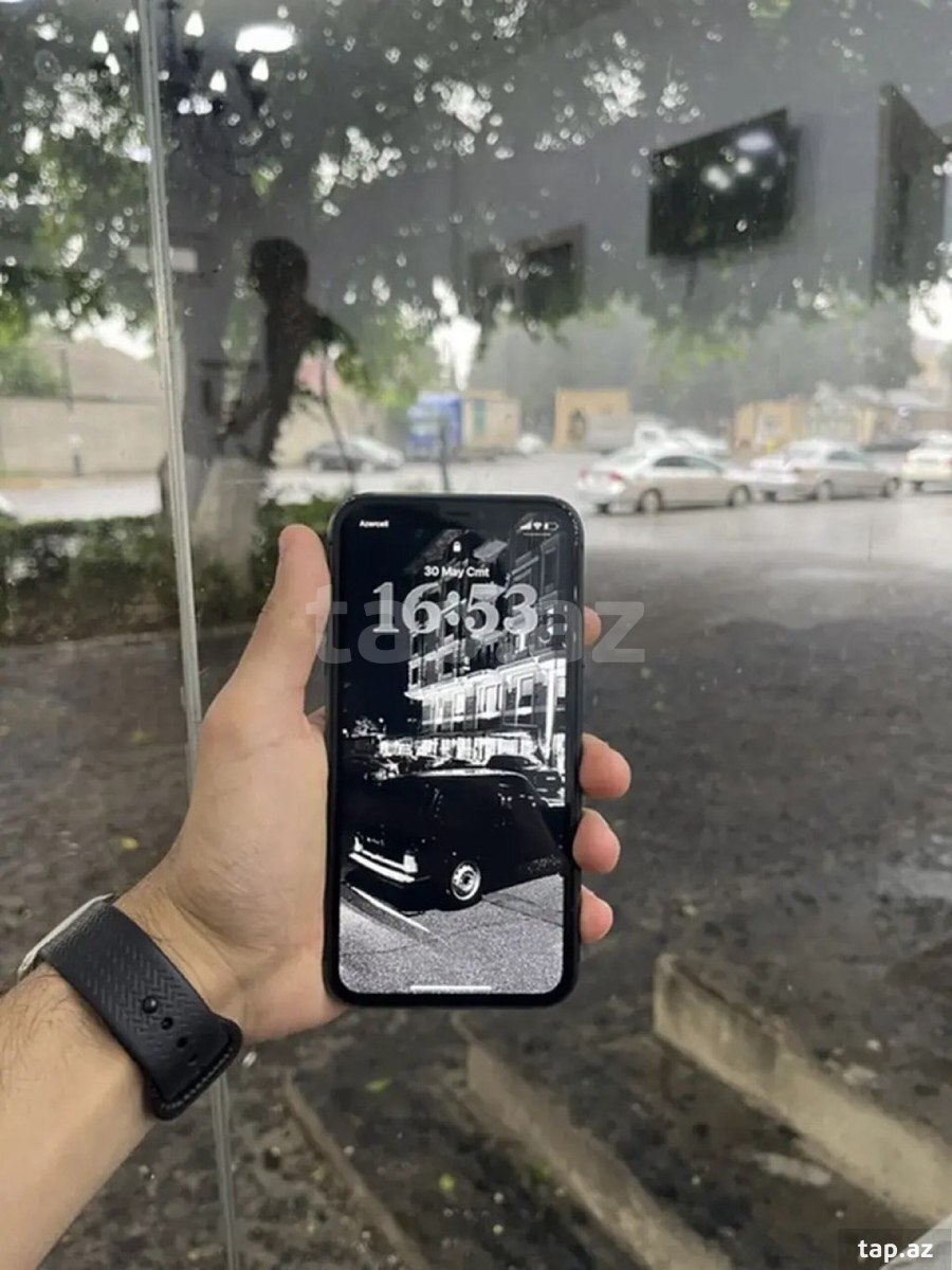 Apple iPhone 11 Black 128GB/4GB
