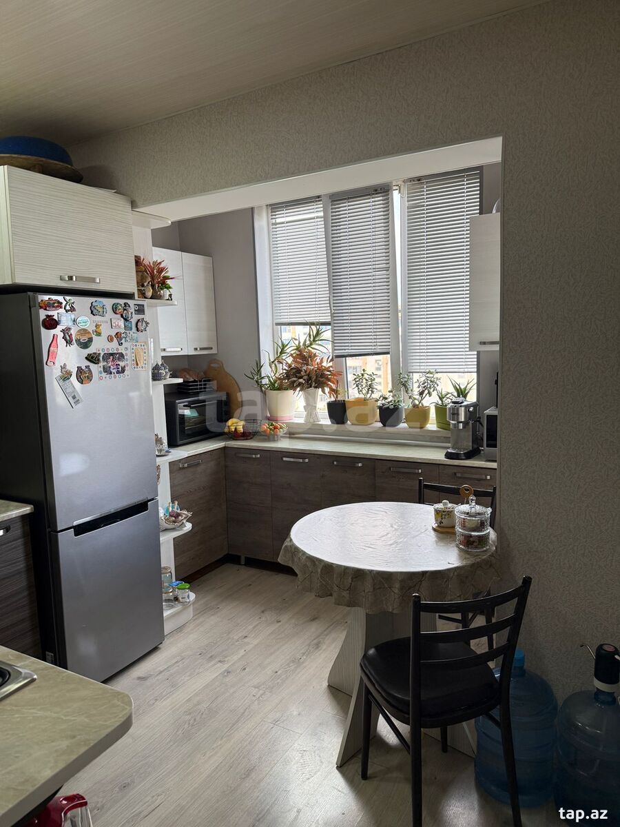 3-otaqlı mənzil, Bakıxanov qəs., 70 m² (15)
