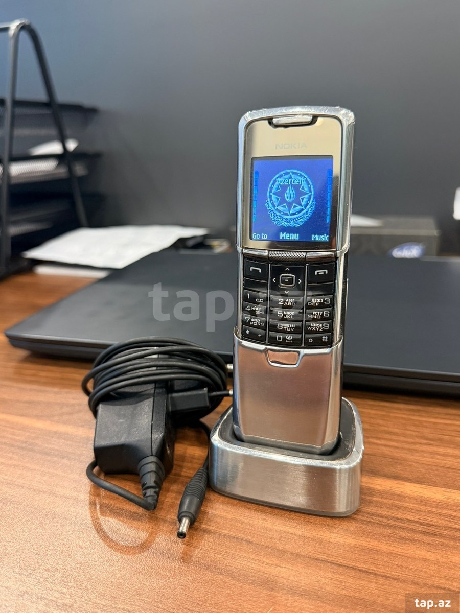 Nokia 8800 Silver (5)