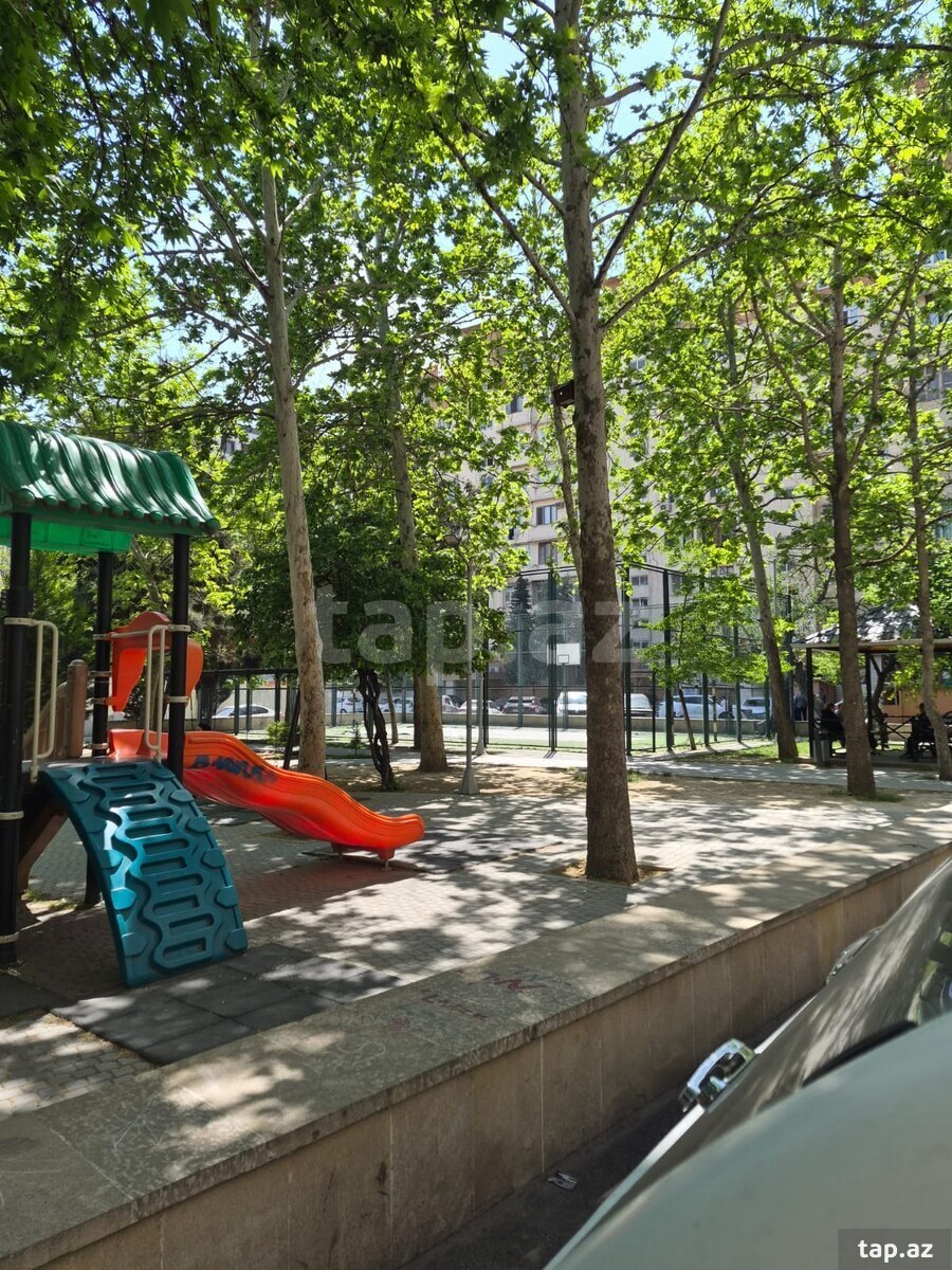 2-otaqlı mənzil kirayə verilir, 8-ci mkr., 65 m² (12)