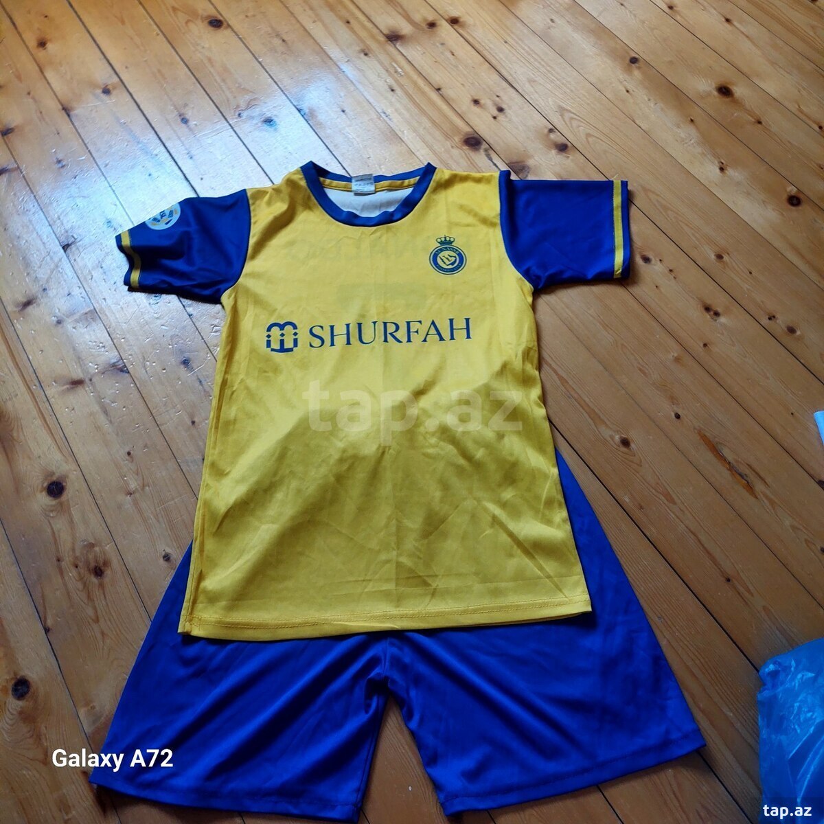 Geyim dəsti (2)