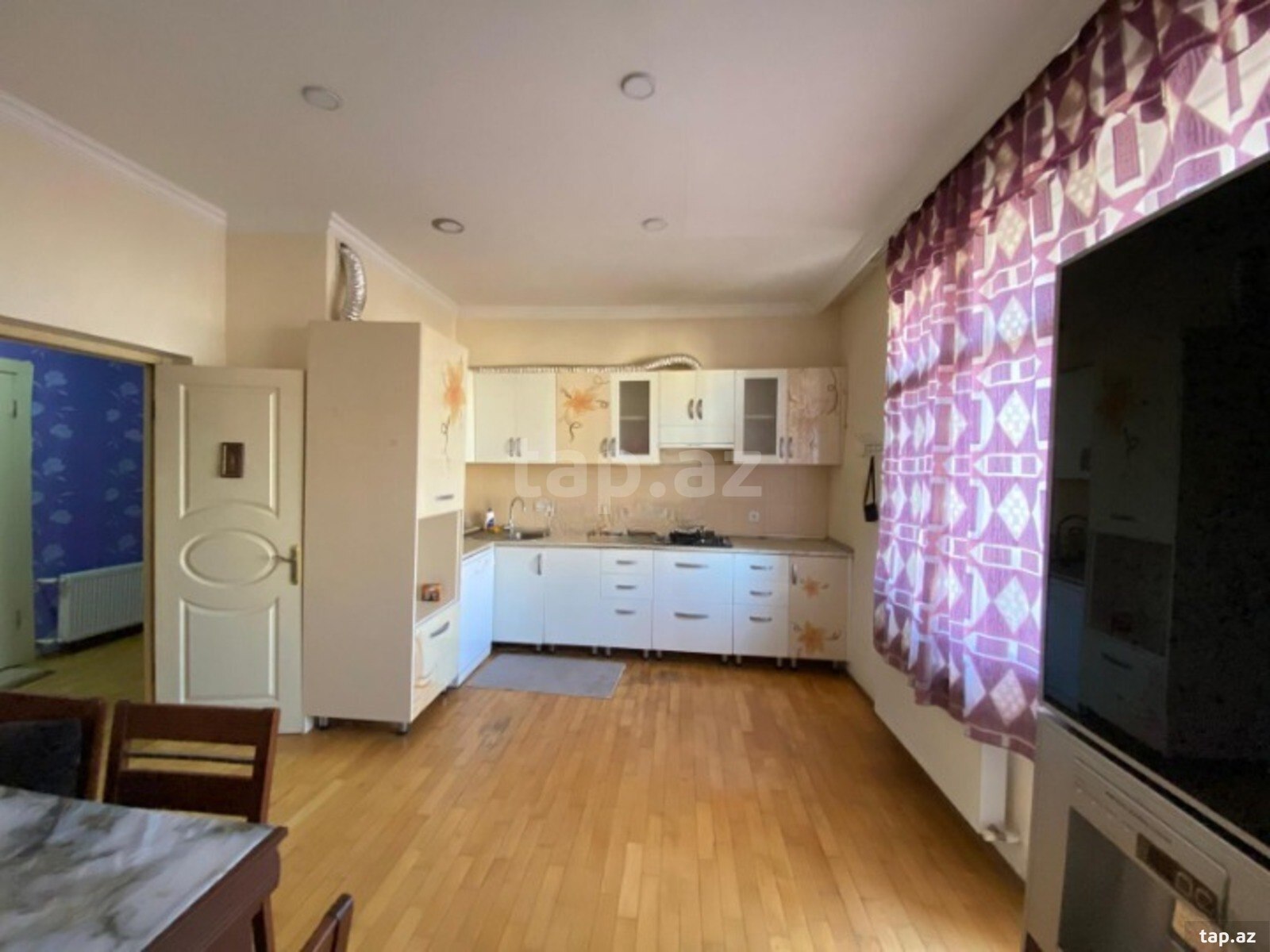 2-otaqlı yeni tikili kirayə verilir, 8 Noyabr m., 105 m² (2)