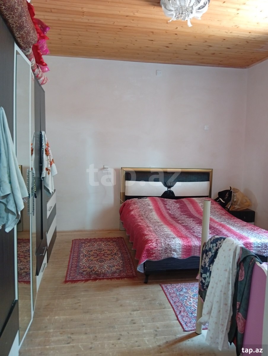 Həyət evi, Albalılıq qəs. (12)