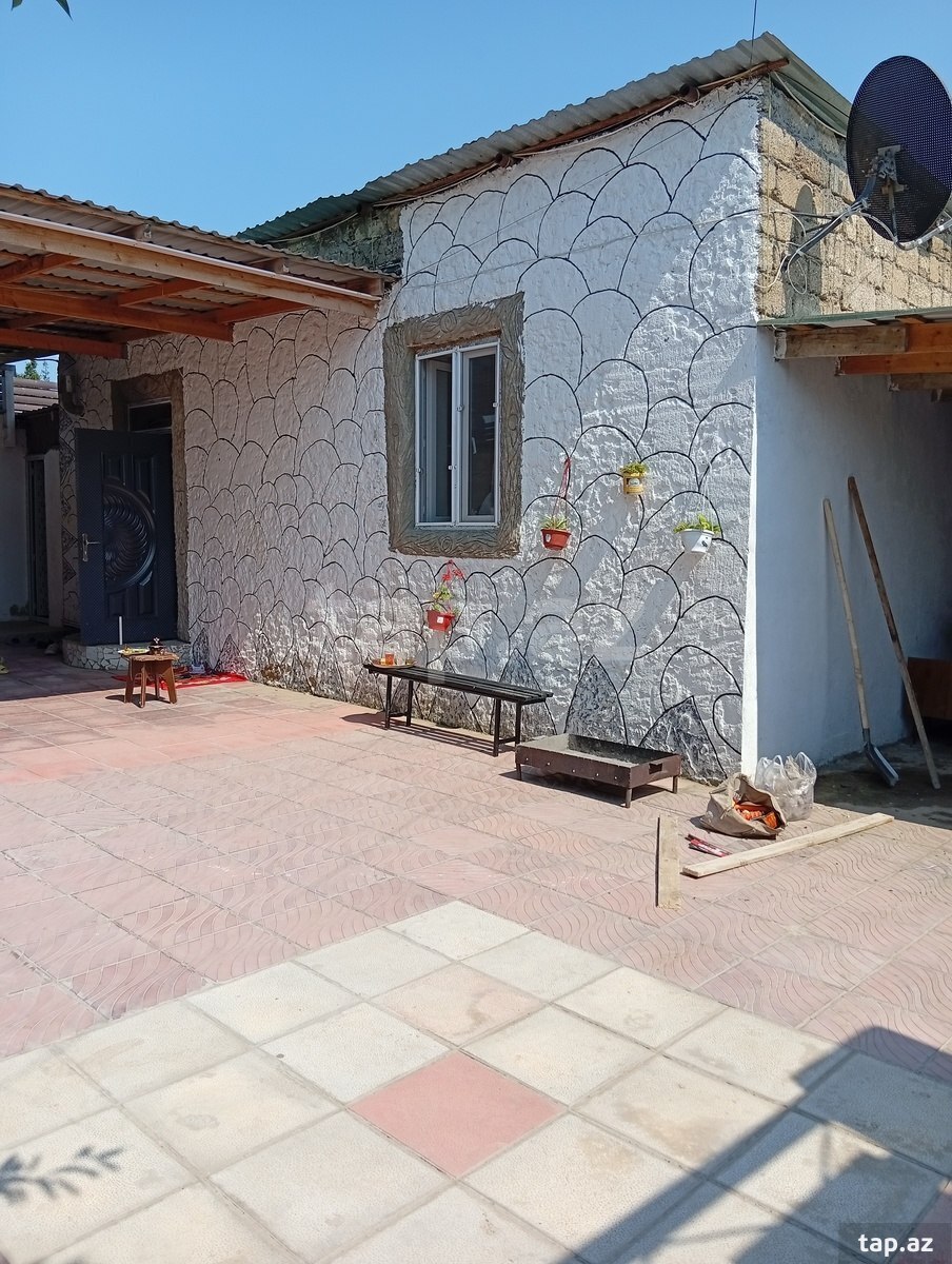 Həyət evi, Albalılıq qəs. (2)