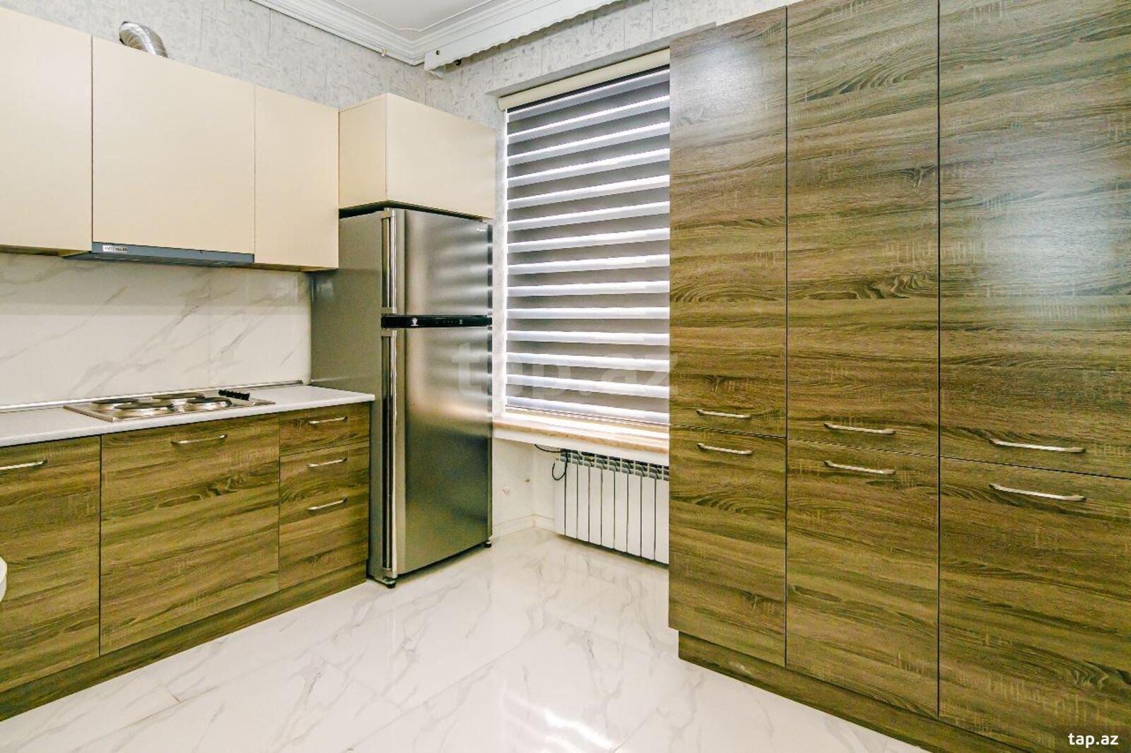 4-otaqlı mənzil kirayə verilir, Sahil m., 120 m² (20)