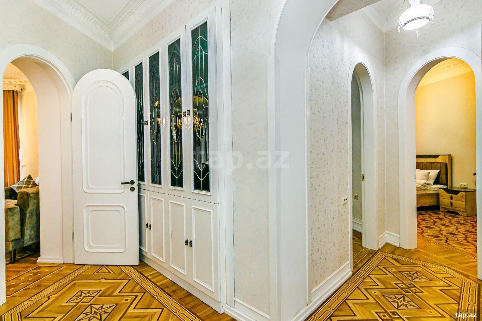 4-otaqlı mənzil kirayə verilir, Sahil m., 120 m² (22)