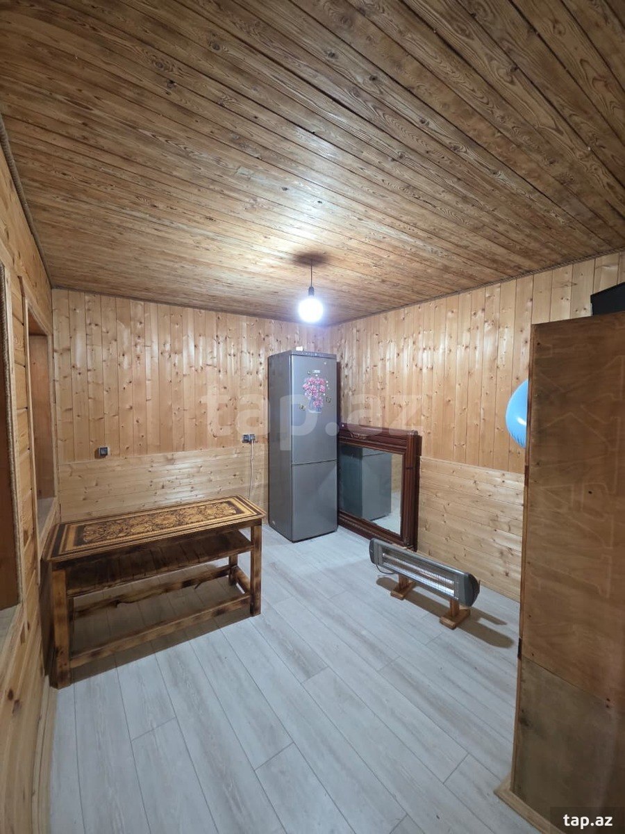 Həyət evi, Binə qəs. (12)