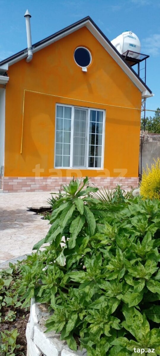 Həyət evi kirayə verilir, Nabran qəs. (4)