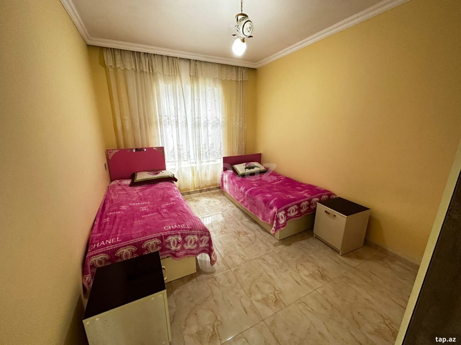 Həyət evi kirayə verilir, Nabran qəs. (27)