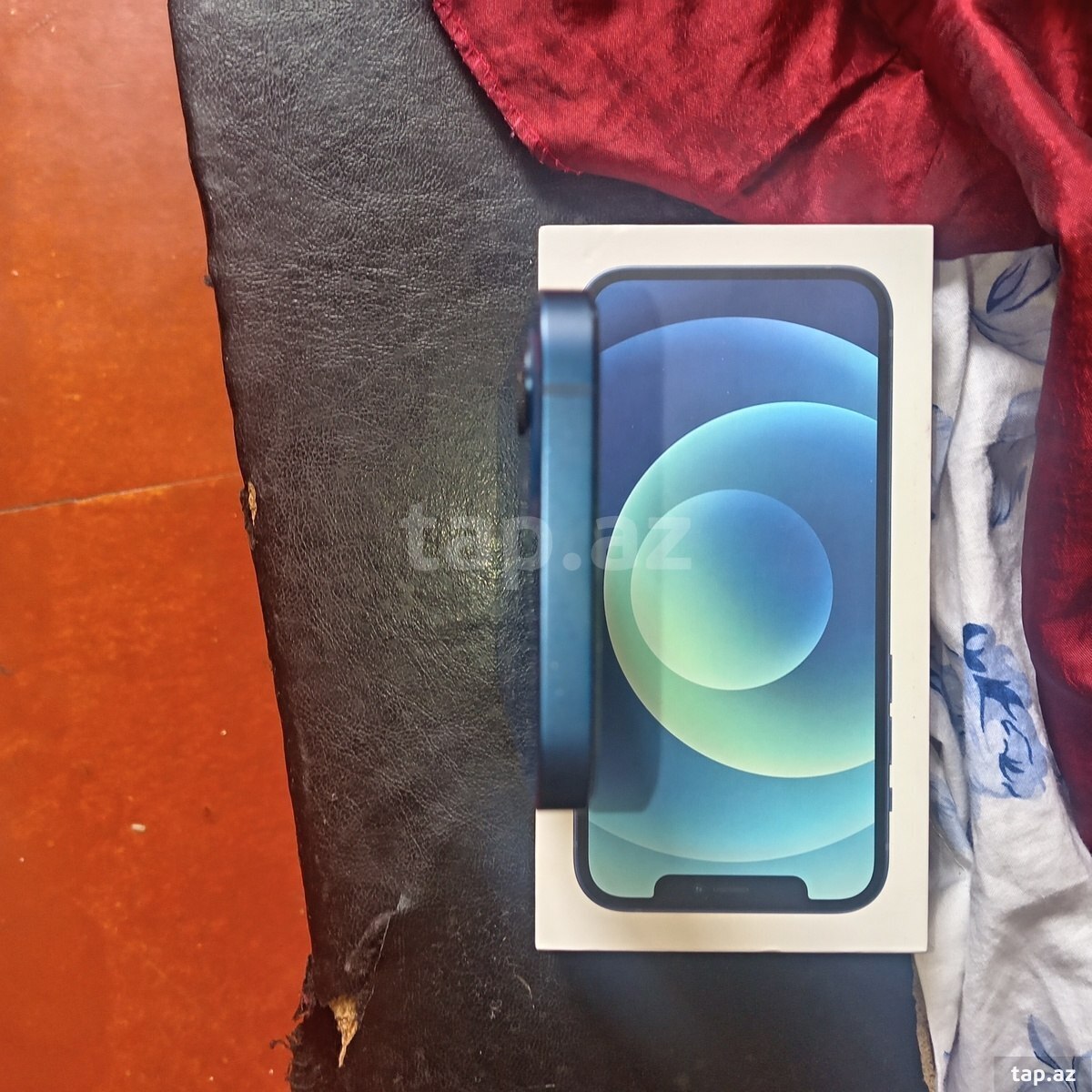 Apple iPhone 12 Blue 128GB/4GB (5)