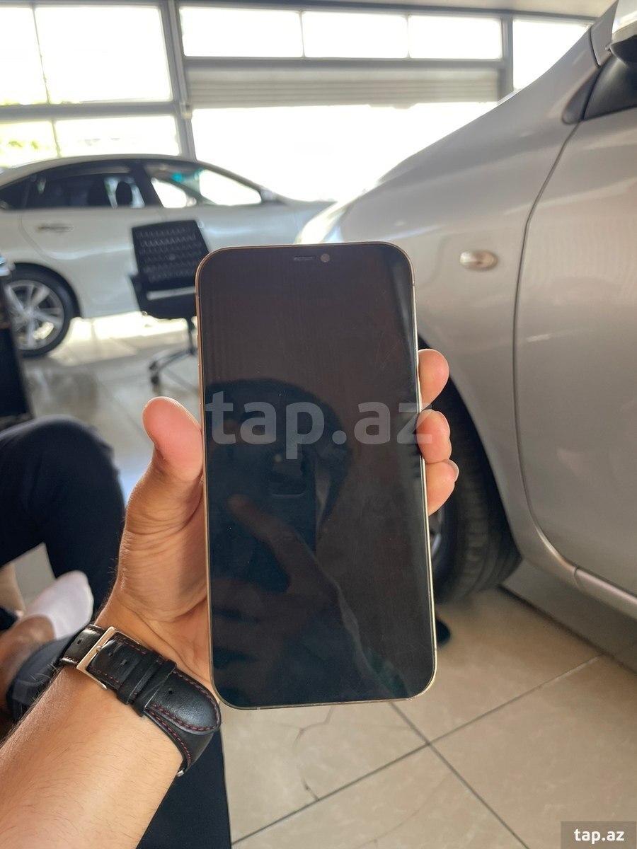 Apple iPhone 12 Pro Max Gold 128GB/6GB (2)