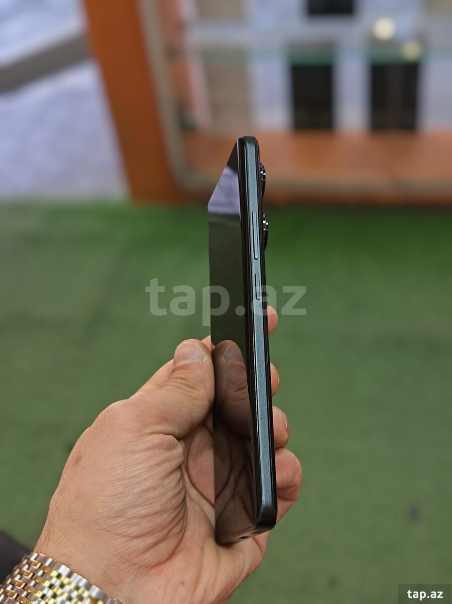 Xiaomi Redmi Note 13 Pro+ Midnight Black 256GB/12GB (7)