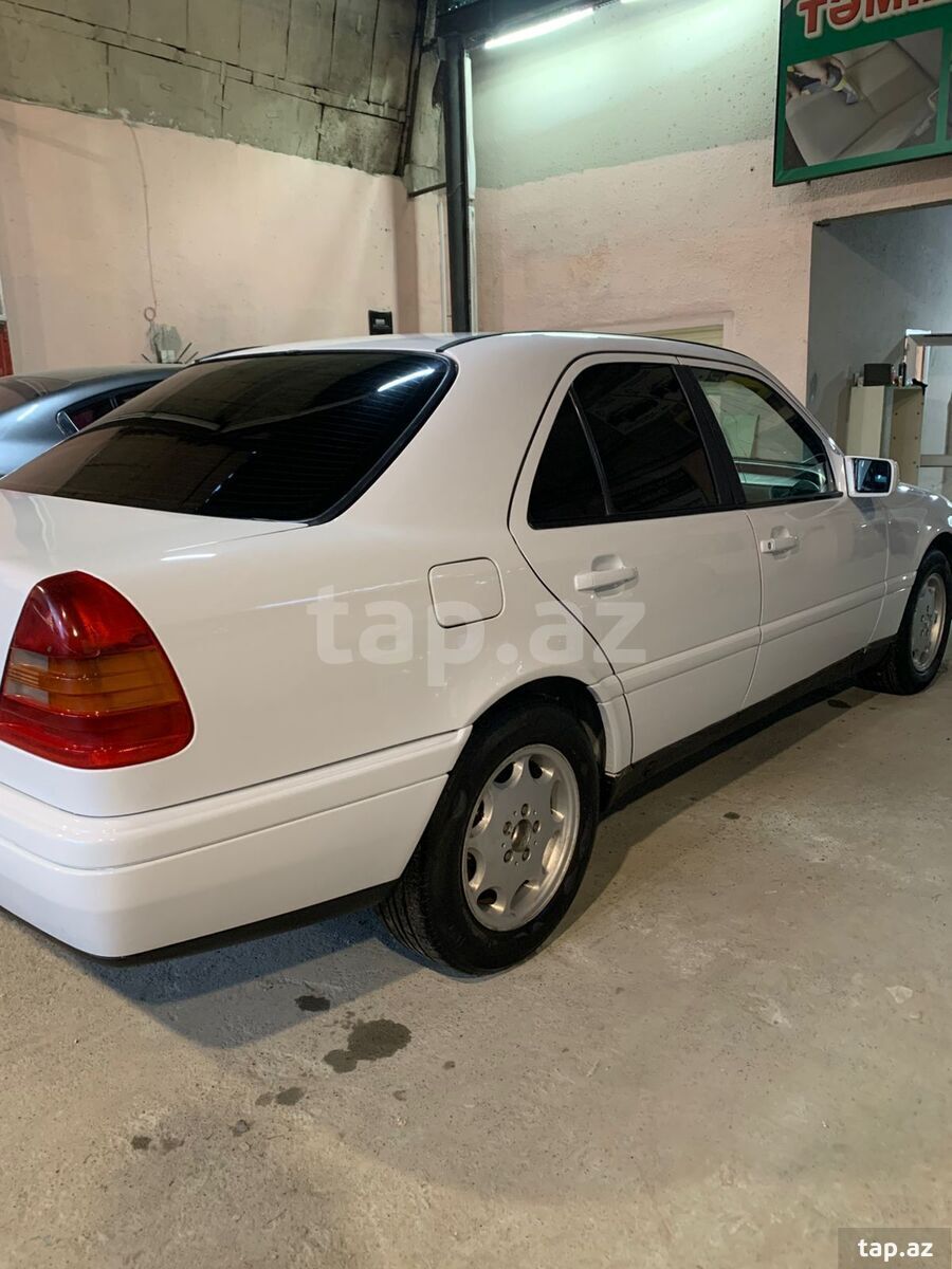 Mercedes C 180, 1994 il (5)