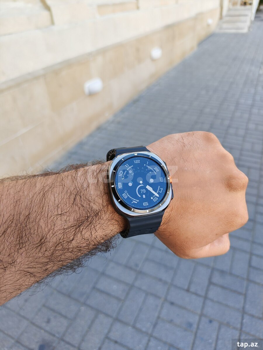 Samsung Galaxy Watch Ultra Titanium Silver (2)