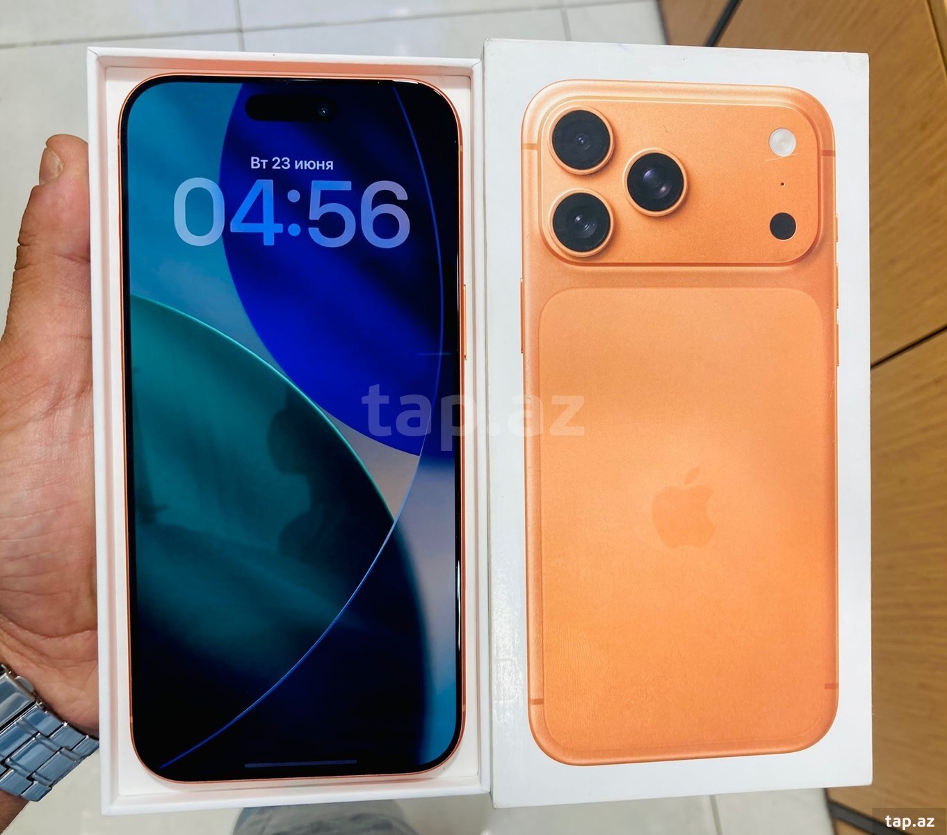Apple iPhone 17 Pro Max Cosmic Orange 256GB/12GB (3)