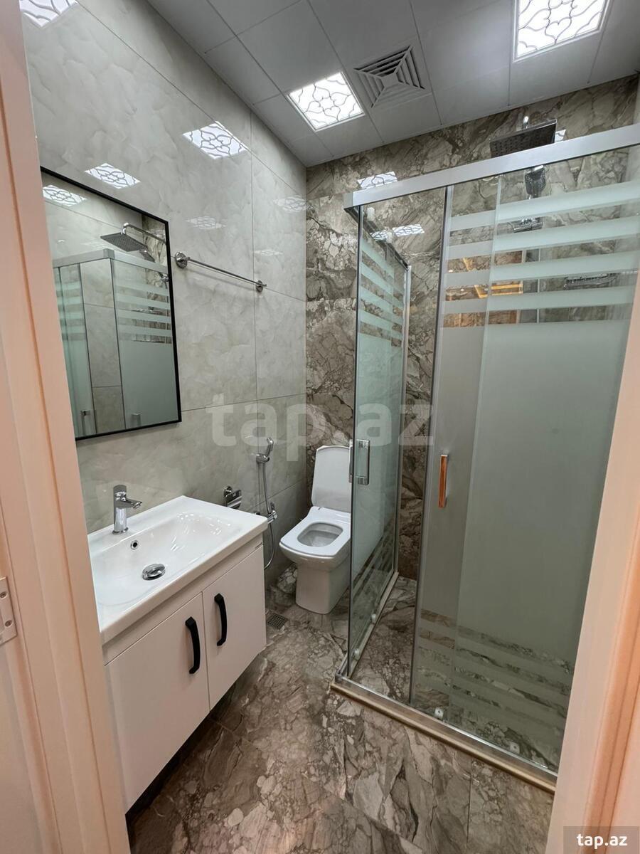 3-otaqlı yeni tikili kirayə verilir, Xan Şuşinski küç., 161 m² (23)