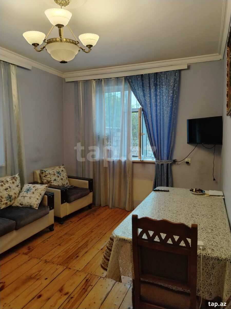 Həyət evi, Sumqayıt ş. (4)