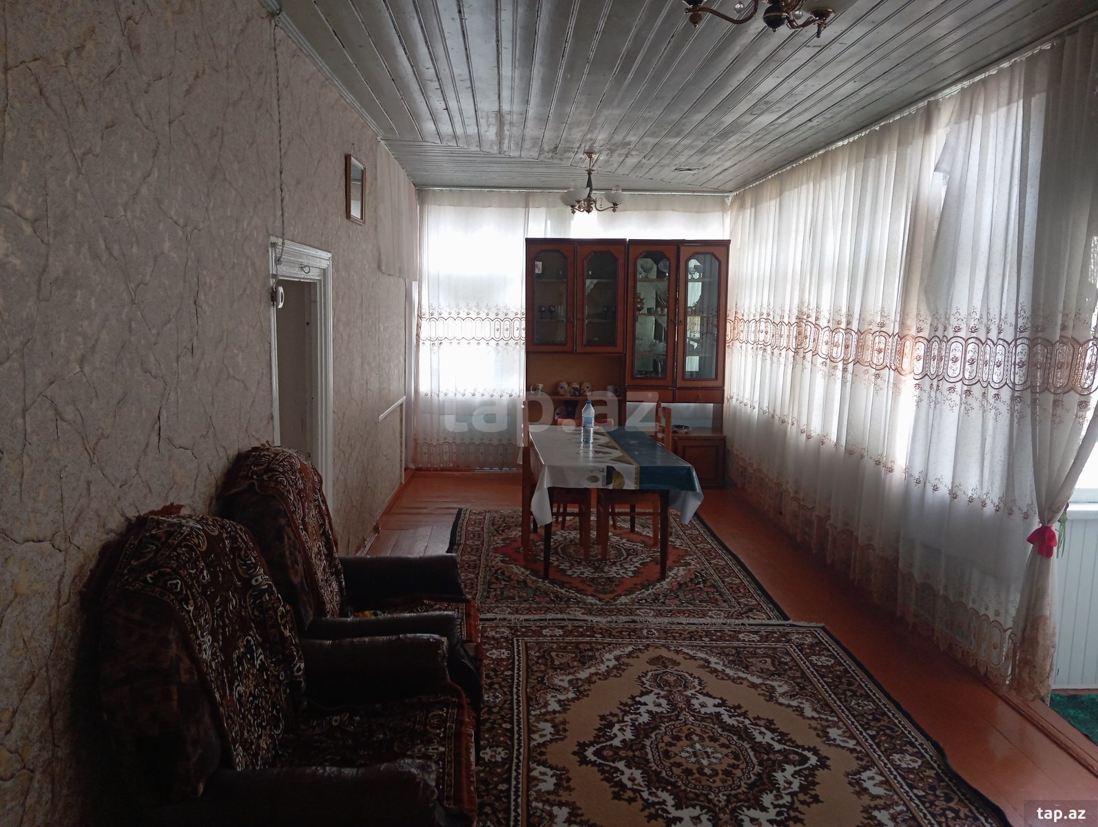 Bağ evi, 1-ci Nügədi kəndi (11)