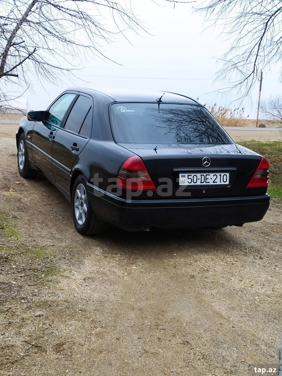 Mercedes C 180, 1996 il (13)