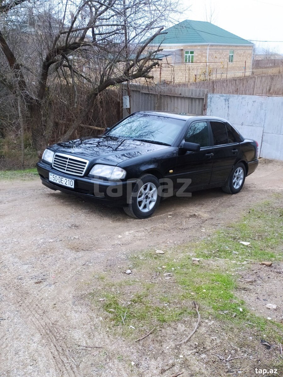 Mercedes C 180, 1996 il (15)
