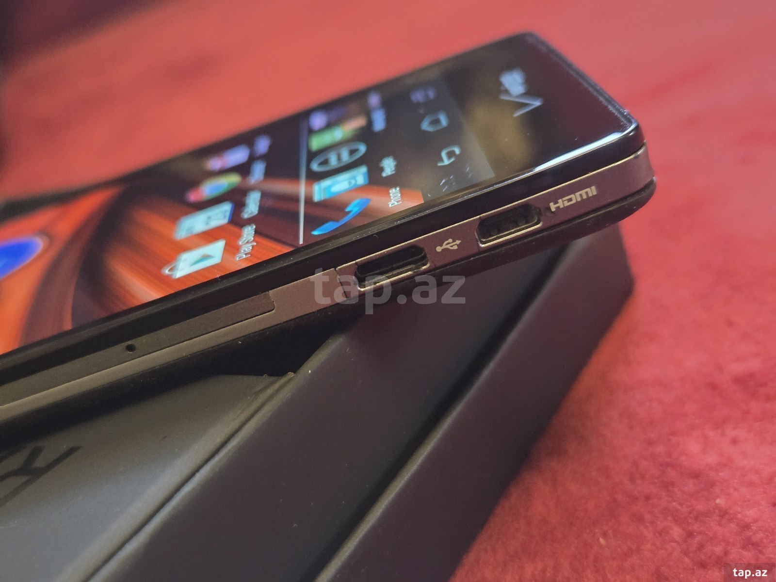 Motorola DROİD RAZR MAXX (4)