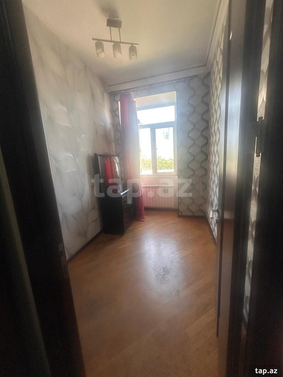 3-otaqlı mənzil, Faiq Yusifov küç., 80 m²
