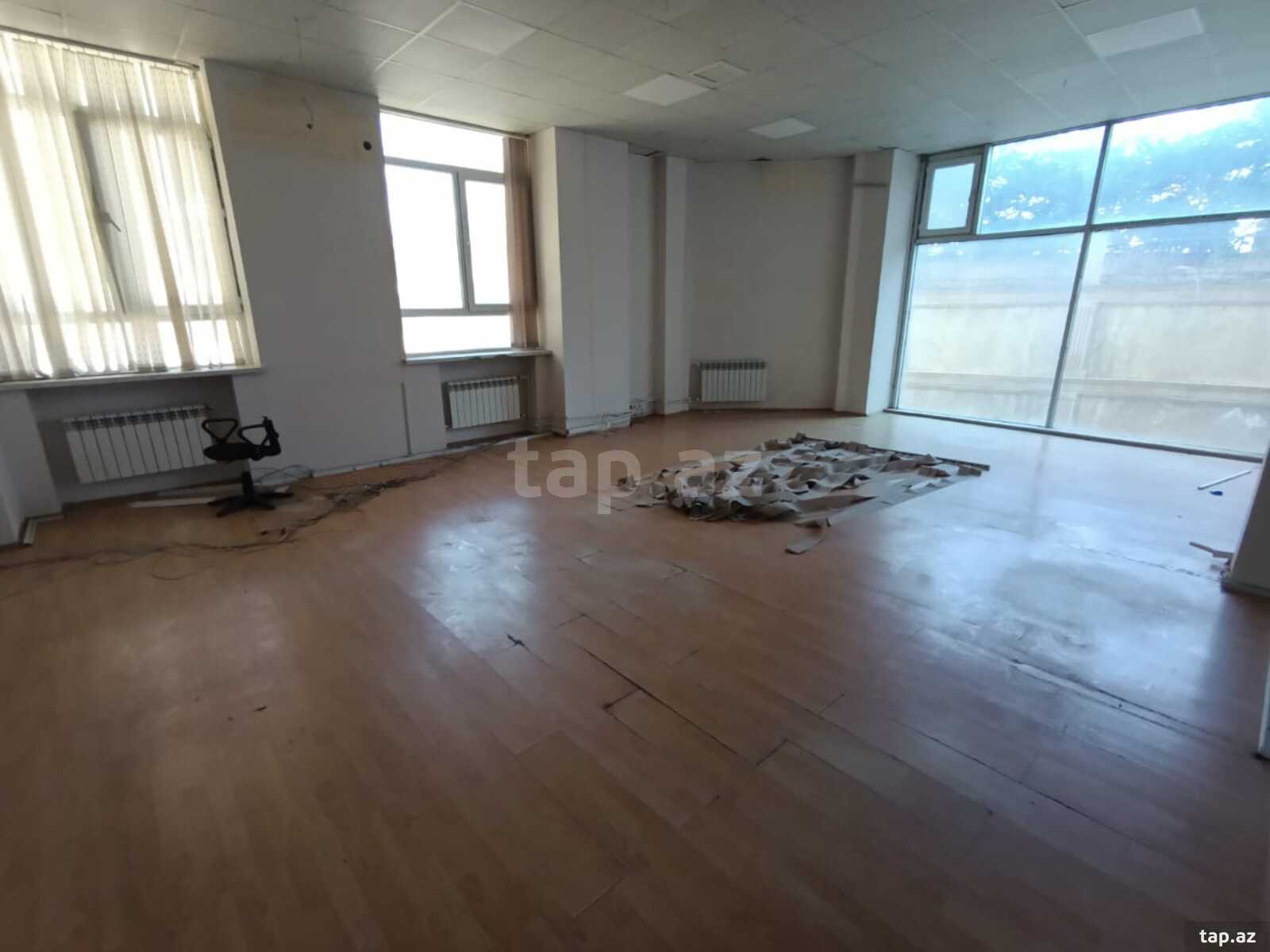 Ofis icarəyə verilir, 28 may küç. (19)