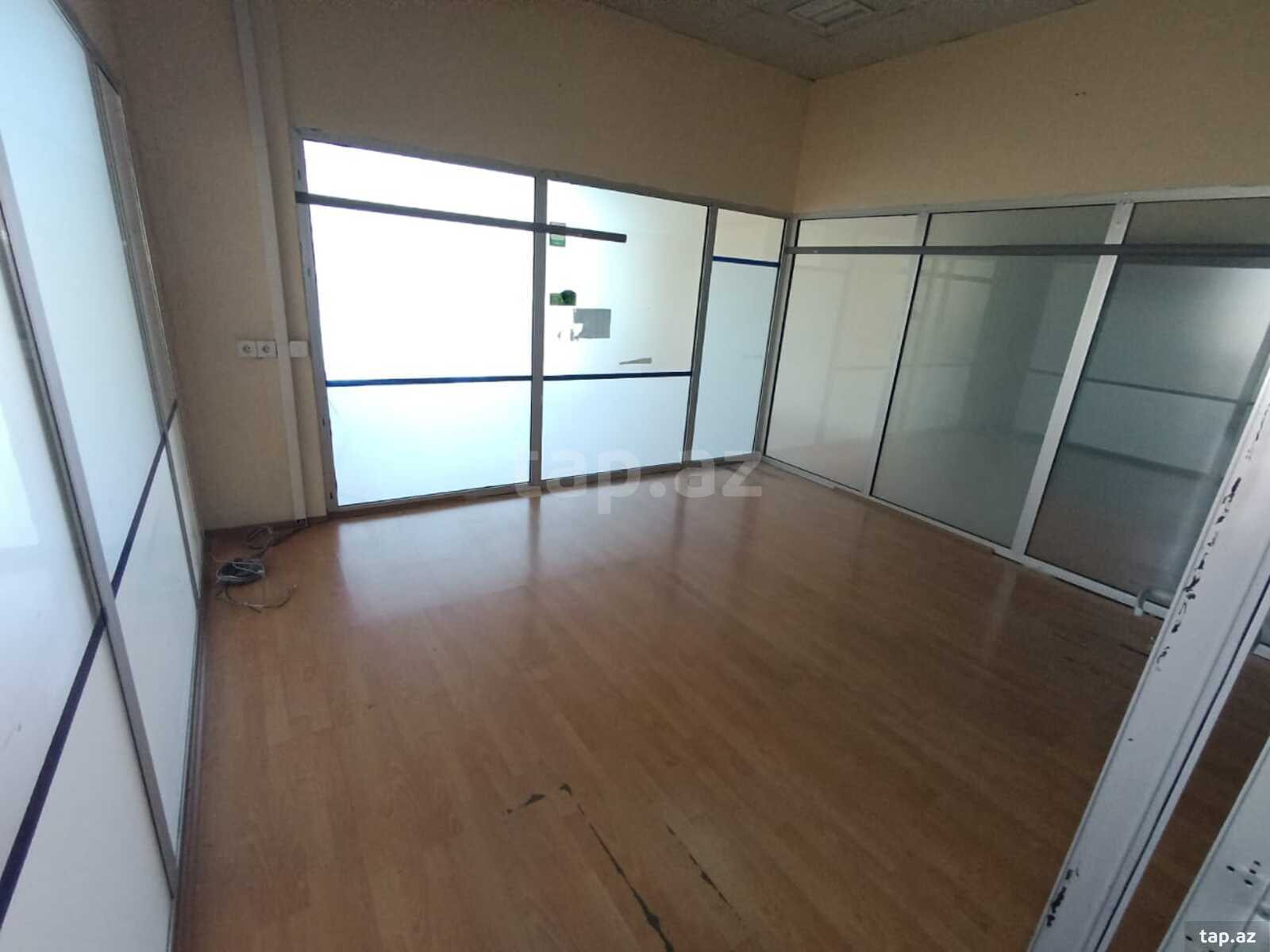 Ofis icarəyə verilir, 28 may küç. (18)