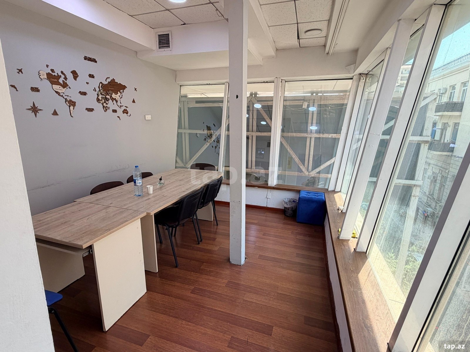 Ofis icarəyə verilir, 28 May m.