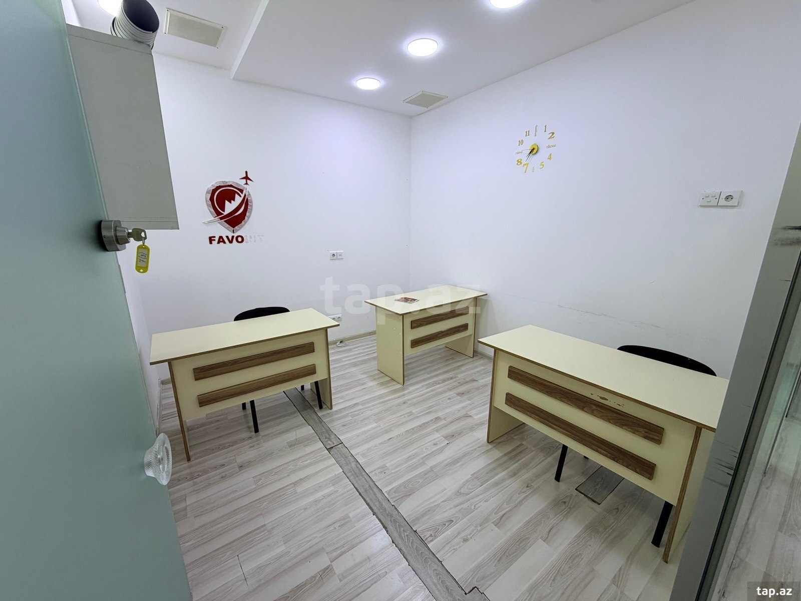 Ofis icarəyə verilir, 28 May m.