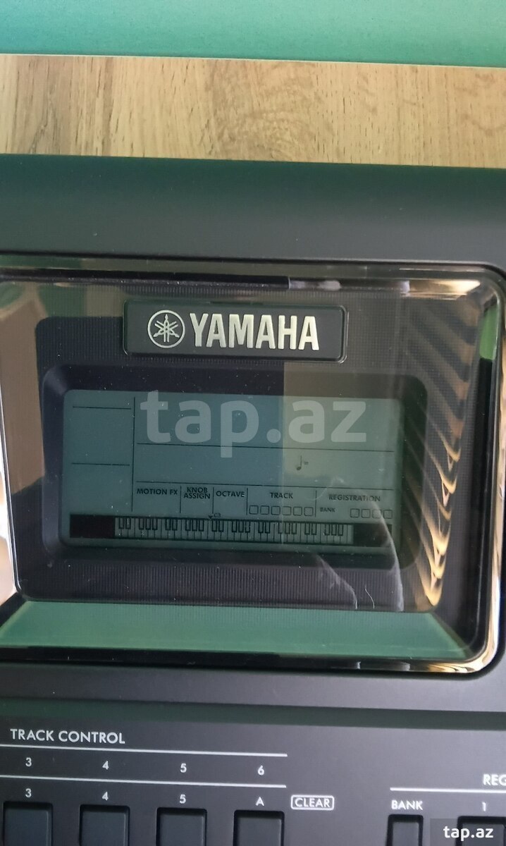 Sintezator "Yamaha" (2)