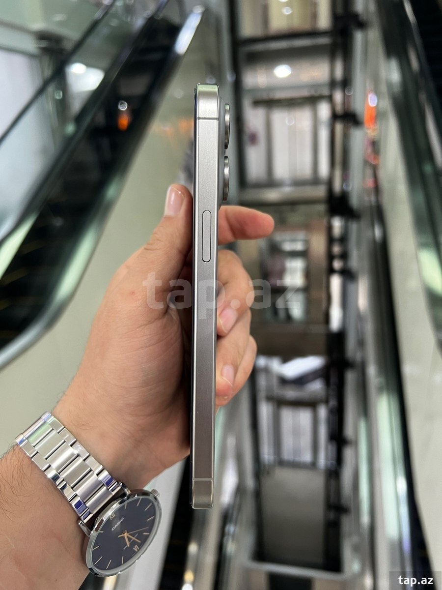 Apple iPhone 15 Pro Max Natural Titanium 256GB/8GB (5)