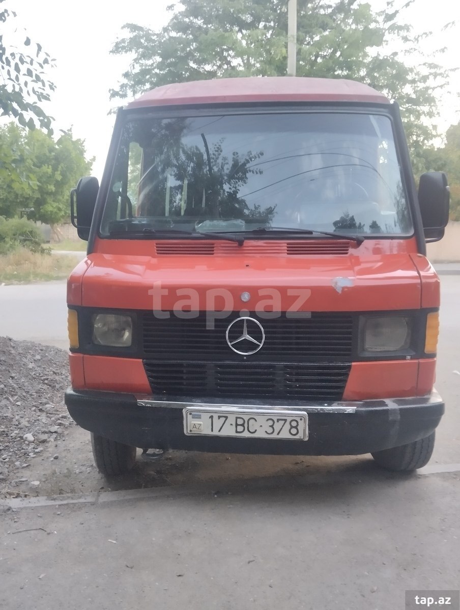 Mercedes 208 D, 1992 il (3)
