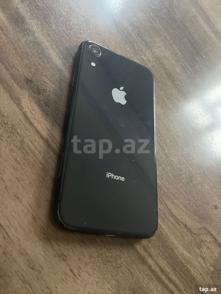 Apple iPhone XR Black 64GB/3GB (2)