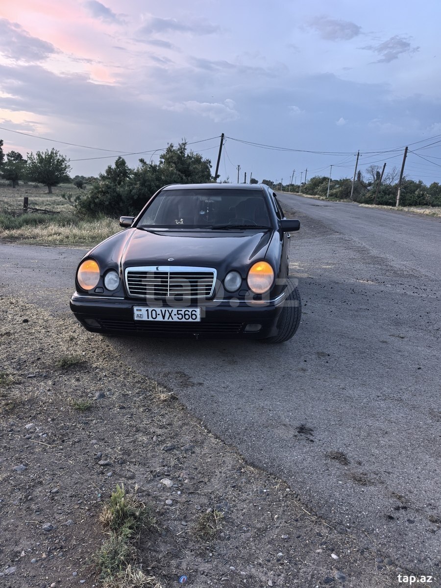 Mercedes E 230, 1996 il