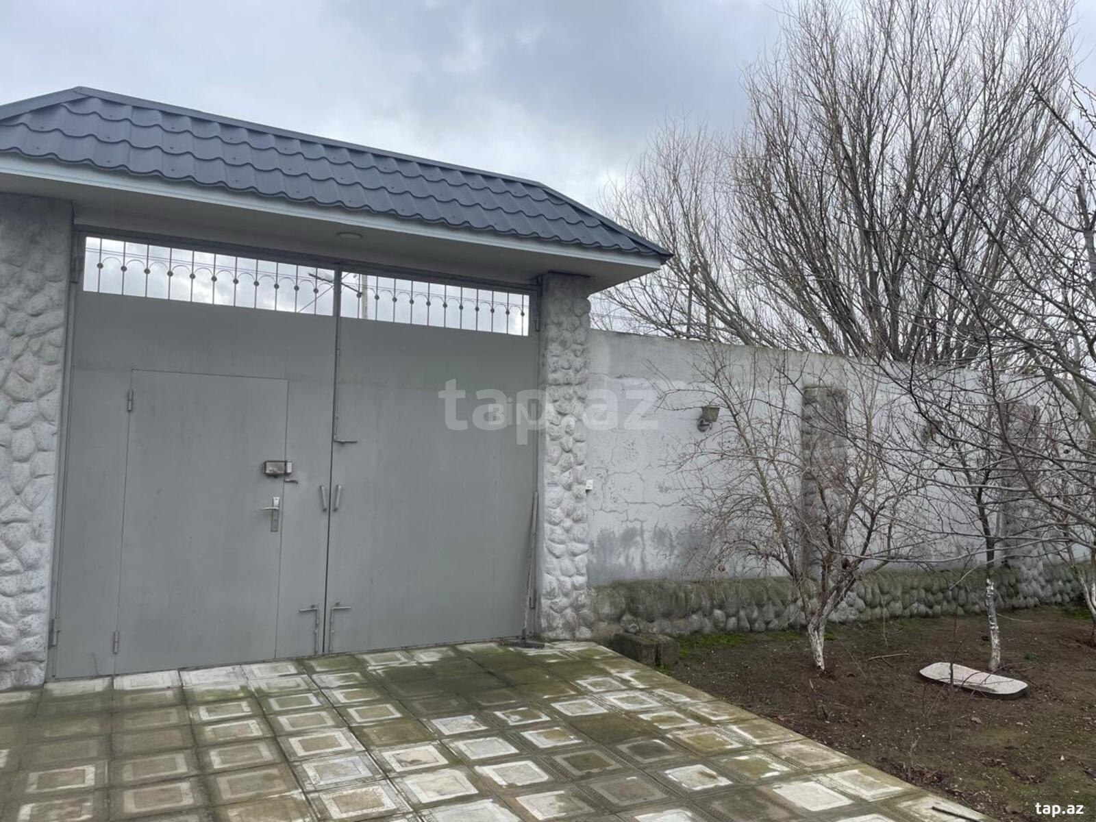 Həyət evi, Şüvəlan qəs. (27)