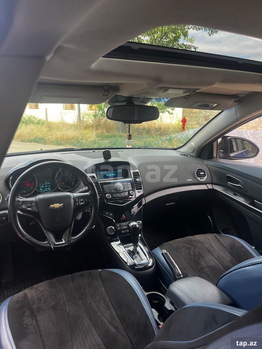 Chevrolet Cruze, 2012 il (7)